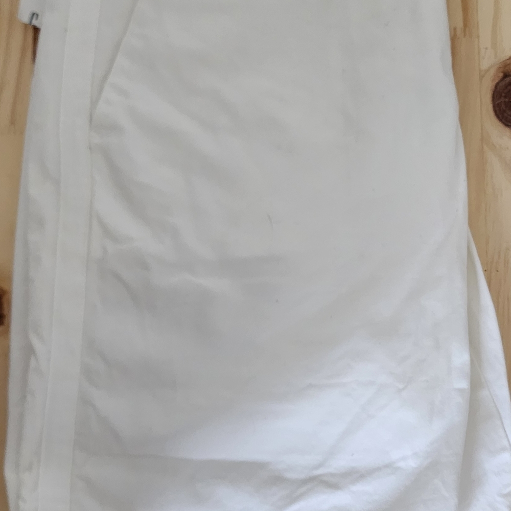 Gap White Shorts